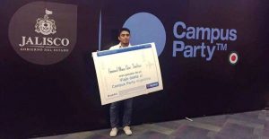 Becario del IMJUVE e INJUCAM gana viaje al Campus Party Argentina