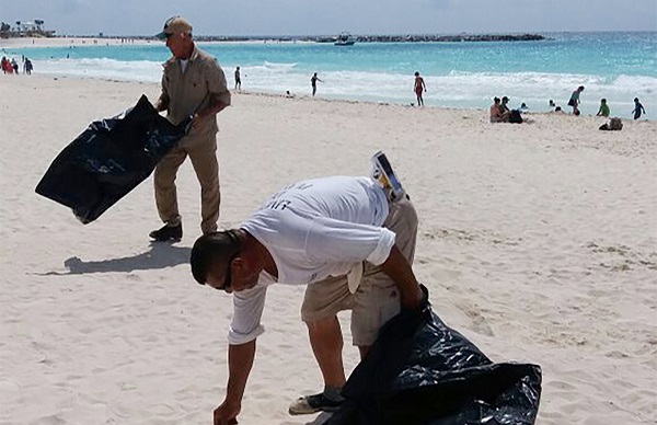 Cancun limpieza de playas