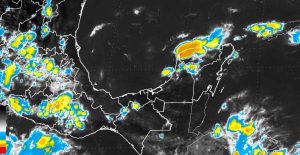Registro de lluvias por línea de baja presión e ingreso de aire húmedo en Yucatán