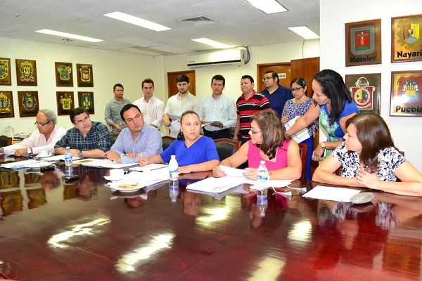 Comision de Hacienda aprueba emprestito