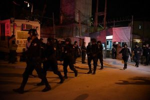 Toda la fuerza policiaca para aprender a reos fugados del penal en Cancún Quintana Roo: RBA