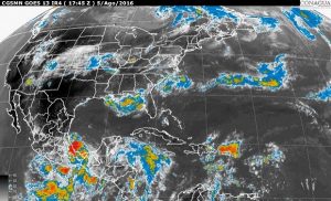 Se degrada Earl a depresión tropical, avanza hacia Veracruz y Puebla