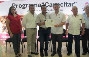 Programa Capacitar beneficia a más de 800 trabajadores de empresa yucateca