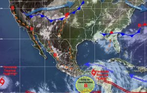 Trae Earl nublados densos, lluvias a su paso por Tabasco y Veracruz