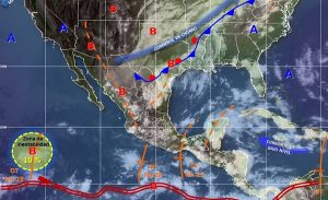 Lluvias muy fuertes con tormentas a lo largo del Sureste de México