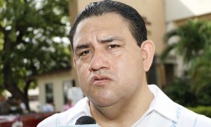 Sanción a quienes tiren basura en Centro: Guillermo Torres