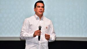 Modernidad, desarrollo y mejores servicios para Campeche, pero cumpliendo la Ley: Moreno Cárdenas