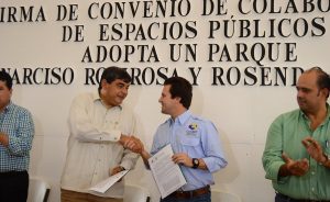 Fortalecen relación Ayuntamiento de Centro y UJAT al firmar convenio “Adopta un Parque”