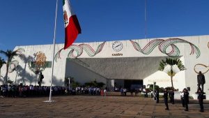 Rinden honores a la Bandera en Ayuntamiento de Centro