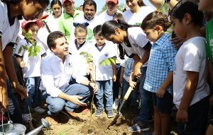 Participa Ayuntamiento de Centro en siembra de 1500 árboles, para contrarrestar cambio climático