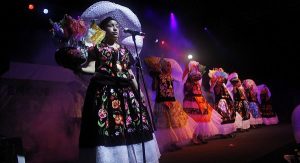 Cautivan artistas en el X Encuentro Regional de Danza y Música de las Culturas Indígenas Zona Sur