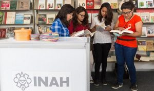 Presencia de Yucatán en feria internacional de libros