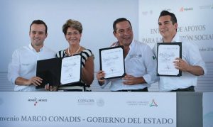 Firma Alejandro Moreno Cárdenas convenio de desarrollo e inclusión de personas con discapacidad