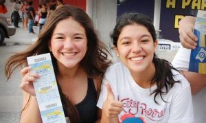 Fans de Justin Bieber compran boletos para el show en Monterrey