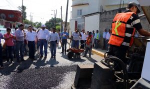 Supervisa Gaudiano cambio de imagen en la colonia Carrizal