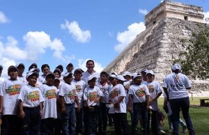 Chichén Itzá maravilla a estudiantes de Kanasín
