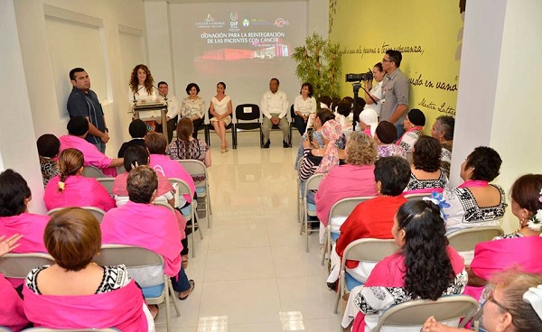 dif-campeche-donacion-para-el-cancer