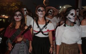 Noche de diversión familiar en Yucatán con el Delirio Teatral