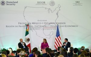 México y Estados Unidos, sociedades ligadas que se respetan y trabajan de manera coordinada: Osorio Chong