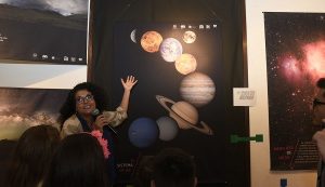 Invita UJAT a la exposición “Transborda al Universo en el Metro” en el Instituto Juárez
