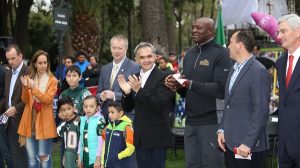 Inaugura Jefe de Gobierno NFL Fan Fest CDMX en el Bosque de Chapultepec