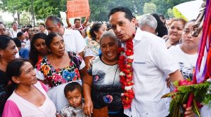 Disminuir la desigualdad y vivienda digna para la gente del campo en Quintana Roo: Carlos Joaquín