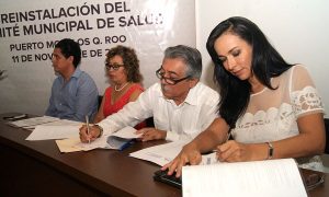 Instala Laura Fernández el comité municipal de Salud de Puerto Morelos