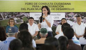 Laura Fernández pone en marcha foros para el Plan de Desarrollo municipal de Puerto Morelos