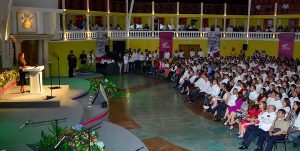 Christelle Castañón de Moreno presento su Primer Informe del DIF Campeche  