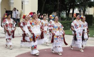 Adultos mayores en Yucatán, mostrarán sus habilidades en gala artística