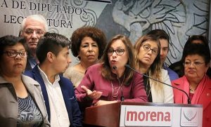 Legisladores de MORENA rechazan Bono Navideño
