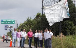 Vigila gobierno de Laura Fernández saneamiento de la imagen urbana de Puerto Morelos