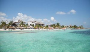 Atractivo el sur de Quintana Roo para el turismo nacional y recibir 2017