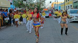 Inician las fiestas de Carnaval en Centro quemando al Mal Humor