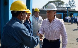 Tenemos que defender la industria azucarera de la que viven más de un millón de veracruzanos: Yunes