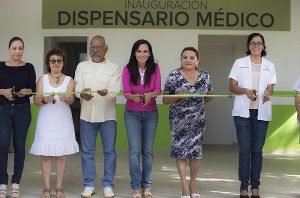 Inaugura Laura Fernández el dispensario médico de Puerto Morelos
