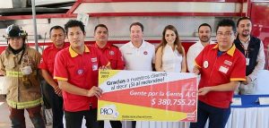 Recibe Cuerpo de Bombero de Cancún donativo por parte de la cadena comercial OXXO