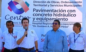 Invierte Centro 8.4 mdp en pavimentación de estacionamiento y cocina del Hospital Rovirosa