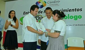Retoma Centro “Presidente por un Día”; la niña Evelin Martínez García fue la primera en 2017