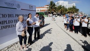 Arranca SEDESOL limpieza de playas con programa de empleo en Quintana Roo