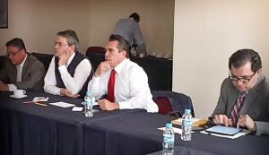 Encabeza Alejandro Moreno Cárdenas reunión para modernizar actividad pesquera en Campeche