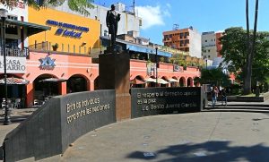 Cierran Parque Juárez en la capital de Tabasco, por remodelación