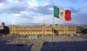 Celebración del Día de la Bandera en México