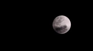 Primer eclipse lunar de 2017