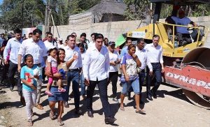 Seguiremos caminando en las colonias para cumplir a los benotojuarenses: Remberto Estrada