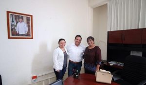 Toman posesión titulares del Registro Civil y Defensoría Pública en Yucatán