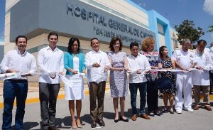 Histórica inauguración de moderna infraestructura hospitalaria para Quintana Roo: Carlos Joaquín
