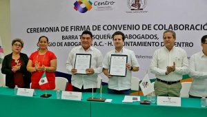 Firman Centro y abogados tabasqueños un convenio para beneficio de los ciudadanos