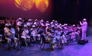 Vibra teatro con una “Fiesta de Yucatán”