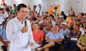Remberto Estrada pone en marcha primera feria de servicios integrales para la mujer en Benito Juárez